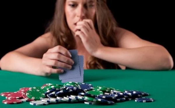 德州扑克降级的5个常见错误（以及5种纠正方法）