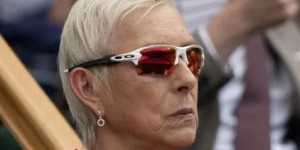狂热vs飞翼激烈对决引争议：克拉克被扑倒，纳芙拉蒂洛娃反驳“犯规”指控，大发体育助力你的致富之路！