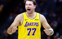 NBA季前赛：湖人127-100大胜国王，东契奇21分领衔，大发体育助力你的致富之路！