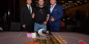 【扑克反水】帝王娱乐场老板Leon Tsoukernik取得EM超级豪客赛冠军，奖金€370,000